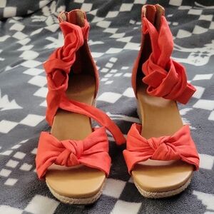 UGG Yarrow Sunset Coral Wrap Strap Zip Back Espadrille Wedge Sandals Size 6.5